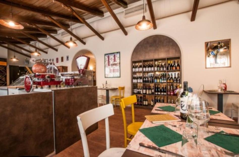 La Vecchia Fattoria Hotel Loreto Luaran gambar